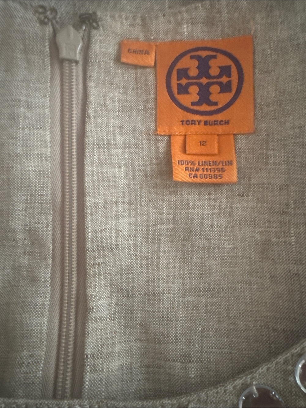 NWOT Tory Burch 100% Linen Sequin Embellished Sleeveless Blouse Size 12 - Picture 3 of 10